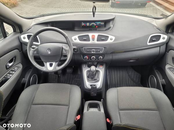 Renault Scenic TCe 130 Dynamique - 9