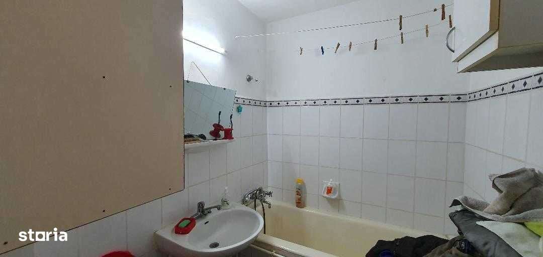 ap cu 3 camere in zona Dacia-7