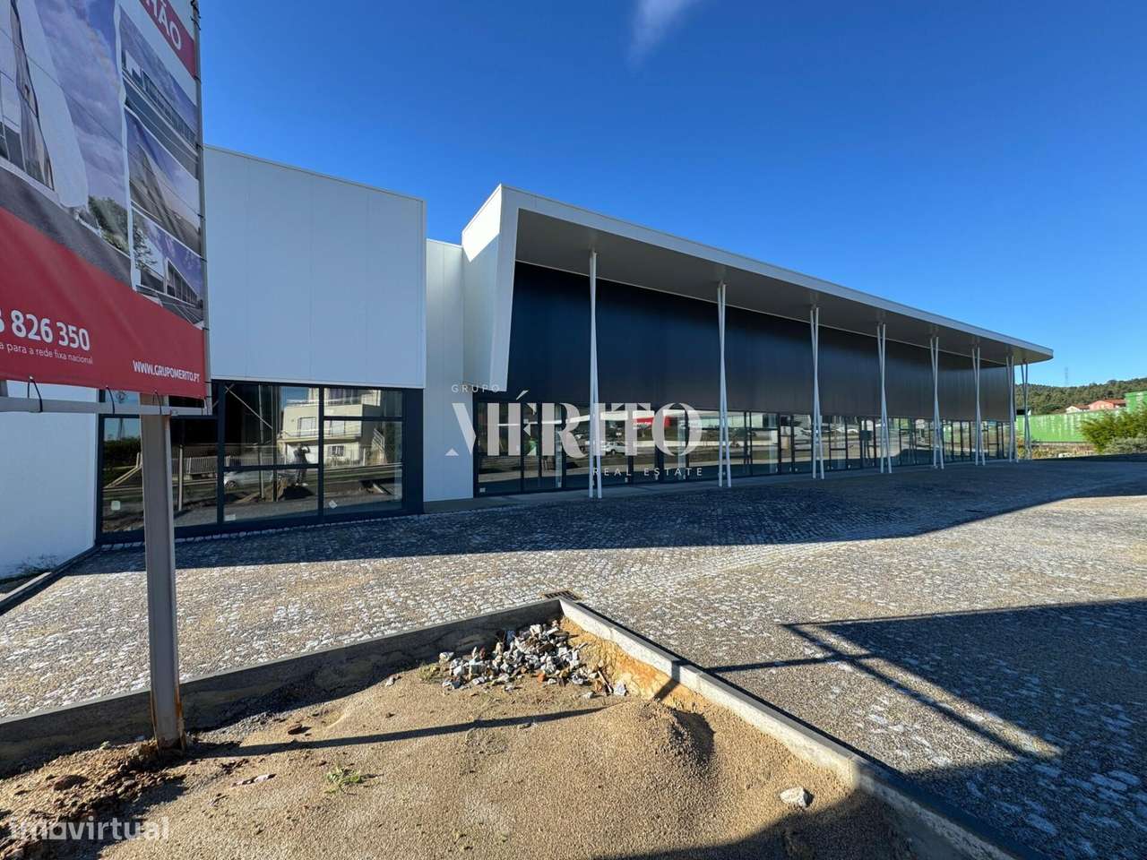 Pavilhão industrial localizado em Vilar do Monte, Barcelos - Grande imagem: 2/11