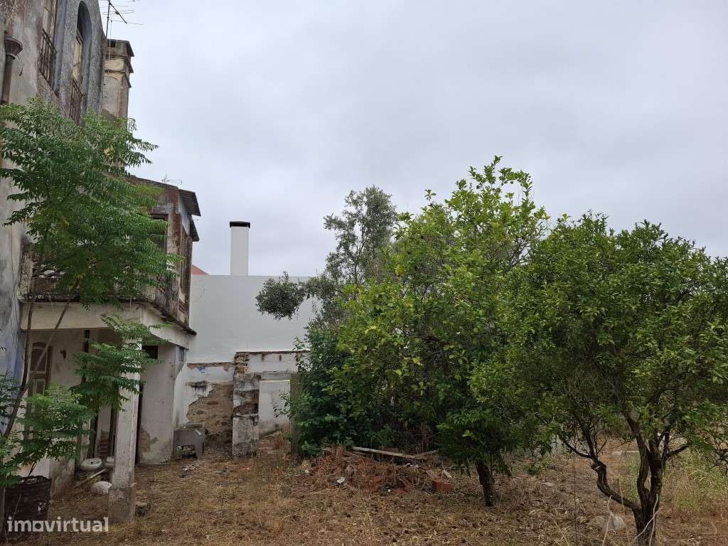 Edifício situado em Grândola (Excelente Localização) - Grande imagem: 5/14