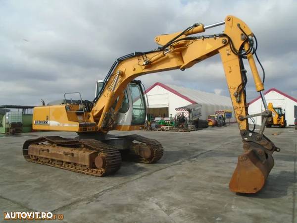 Liebherr R900C - 4