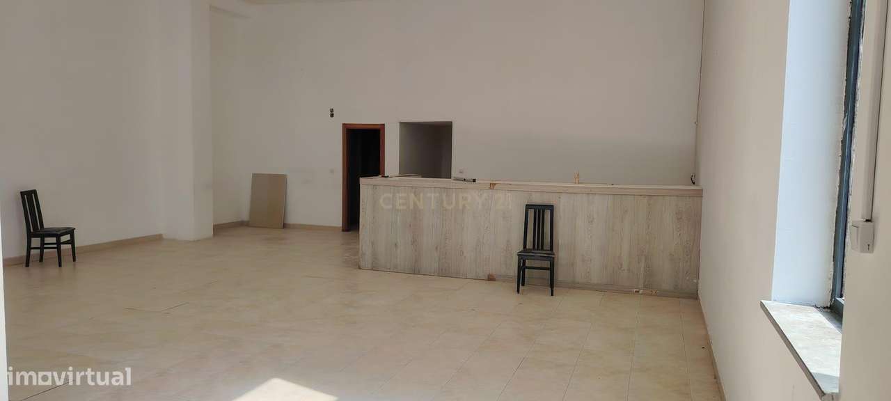 Loja na  Vila  Chã (Amadora) - Grande imagem: 4/8