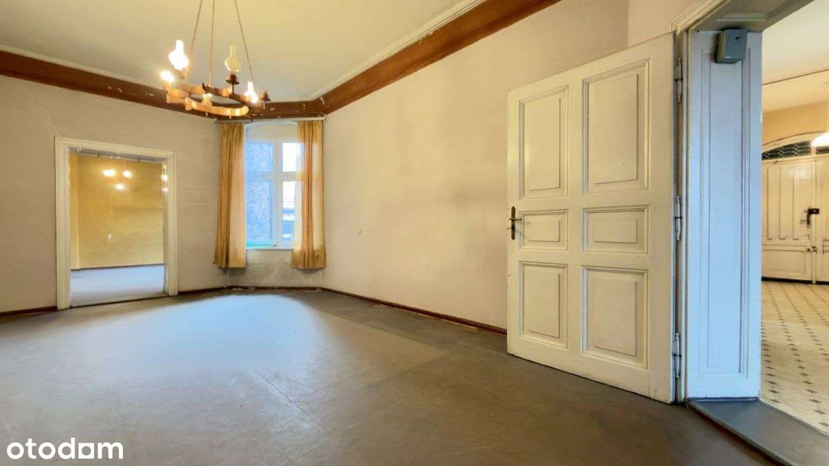 Duże M3 do własnej aranżacji- w samym centrum!!-8