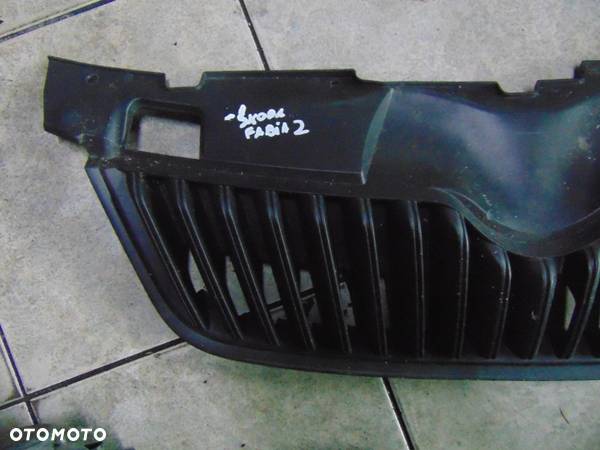 Grill przód Skoda Fabia 2 - 1