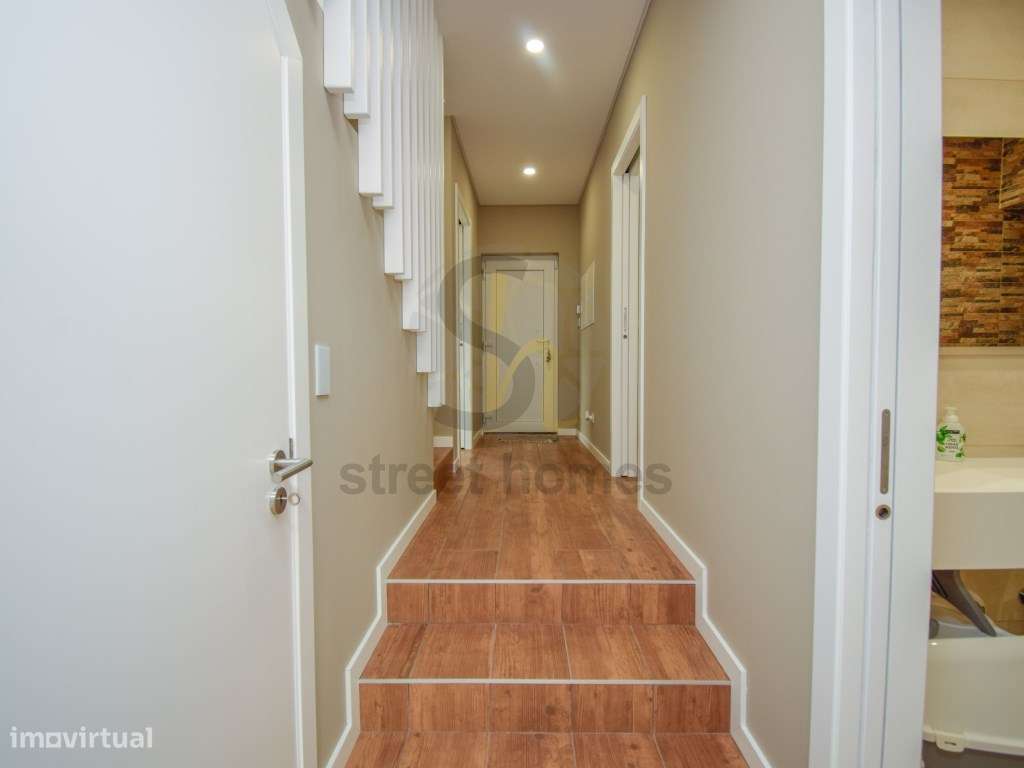 Moradia T3 Nova com vista rio e garagem no Caramão da Ajuda-18