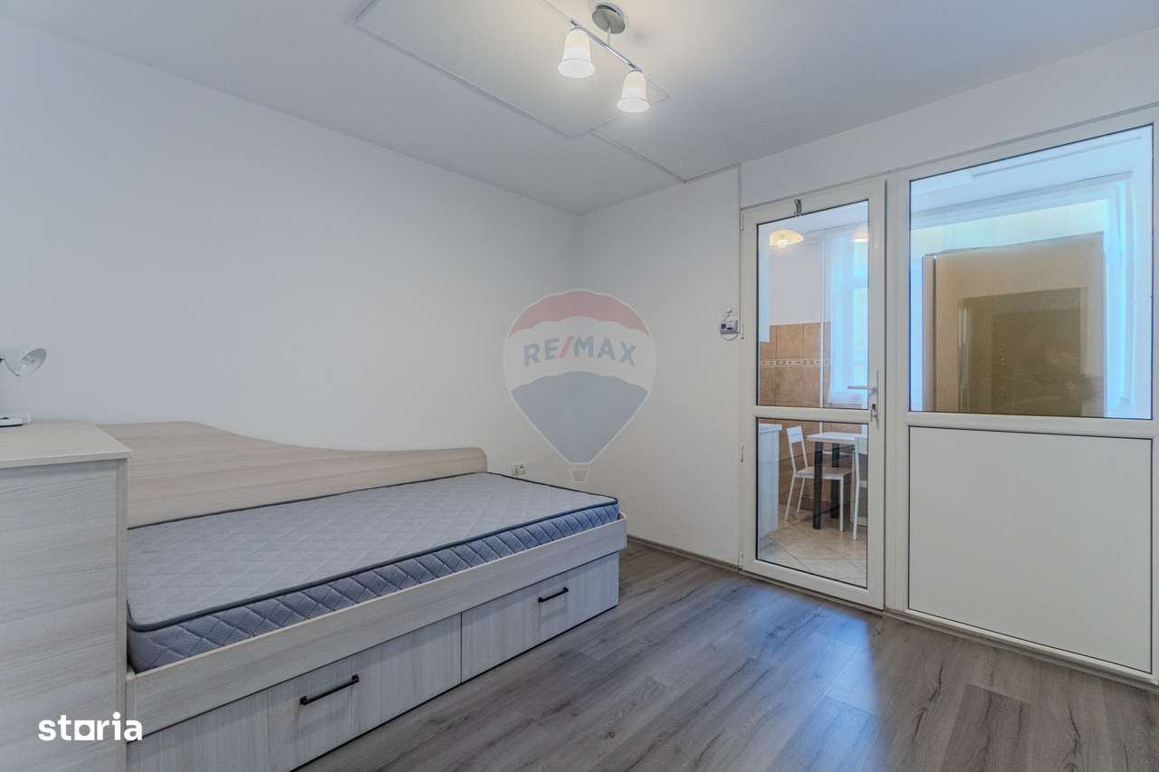 COMISION 0%| GARSONIERA| DE VANZARE| ETAJ 2/4| MOBILATA SI UTILATA| - Imagine principală: 2/12