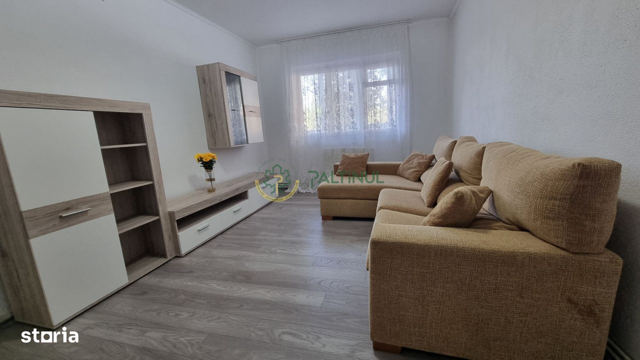 Apartament cu 3 camere si balcon strada Sureanu