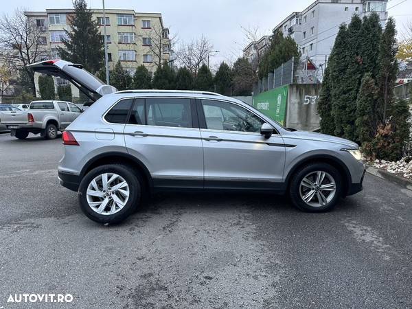 Volkswagen Tiguan 2.0 TDI SCR 4MOTION DSG Elegance - 36