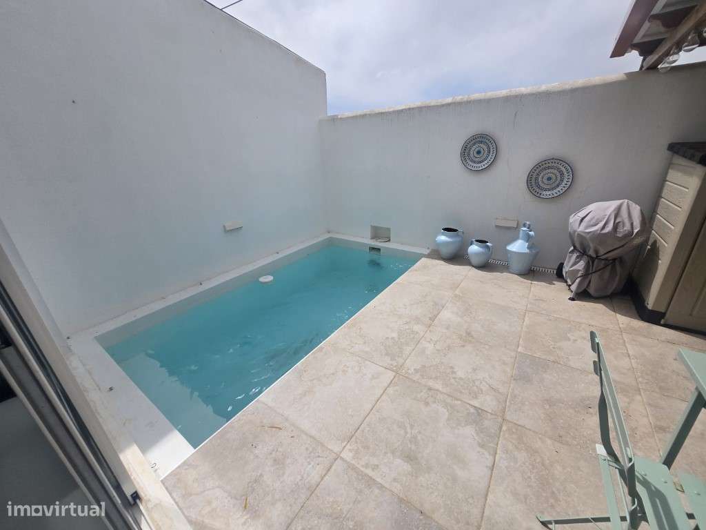 Simpática Moradia T2 com Piscina, perto da praia da Amieira-24