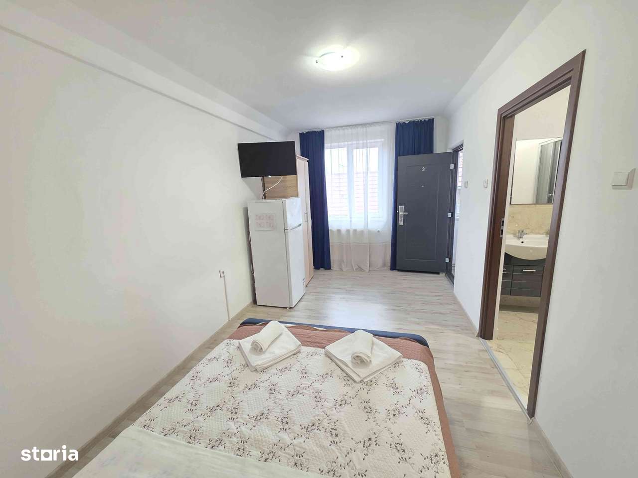 Apartament doua garsoniere centru istoric Brasov-1