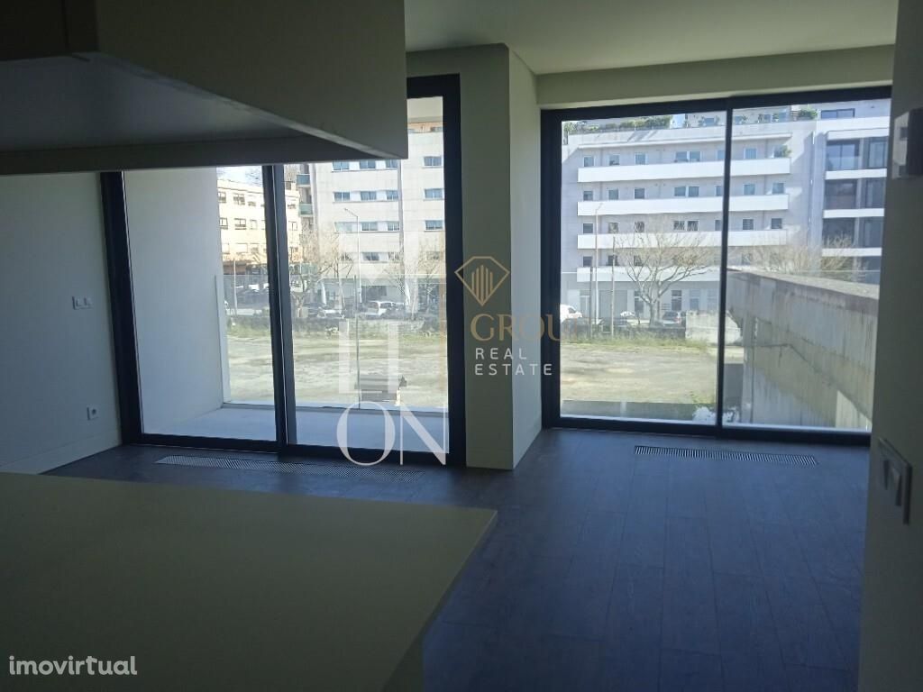 Apartamento novo de Tipologia 3 no Centro de Matosinhos