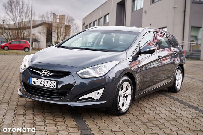 Hyundai i40 Kombi blue 1.7 CRDi Premium - 1