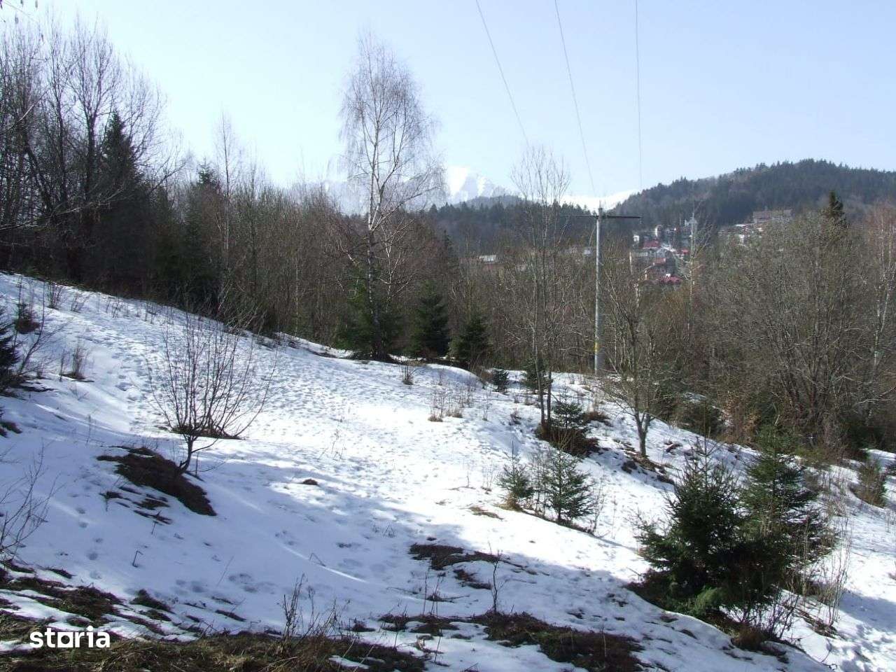 Teren de vânzare în zonă centrală cu acces asfaltat - Imagine principală: 3/14