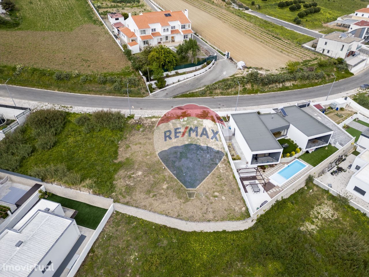 Terreno à venda em Torres Vedras