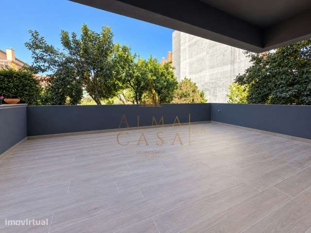 Fantástico apartamento T2 c/terraço Novo-11