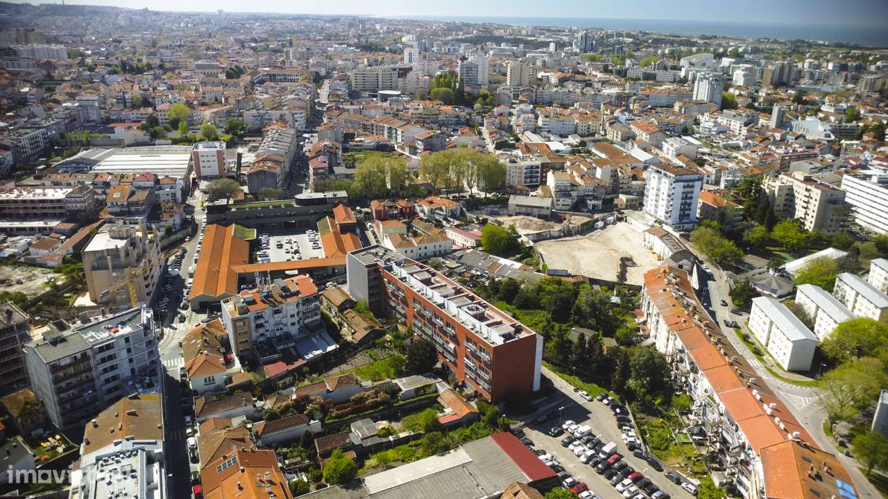 T3 Duplex com Jardim Privativo, O Conforto de uma Moradia  Porto-26