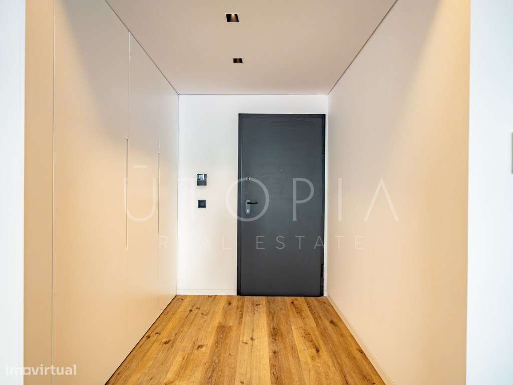 T2 novo com varanda, garagem e piscina - D. João III Prestige Resid...-5