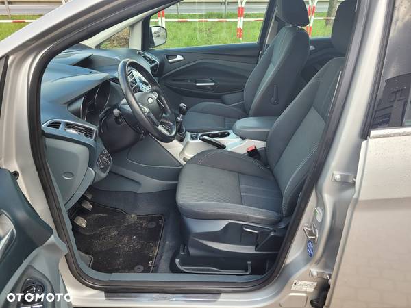 Ford C-MAX - 22