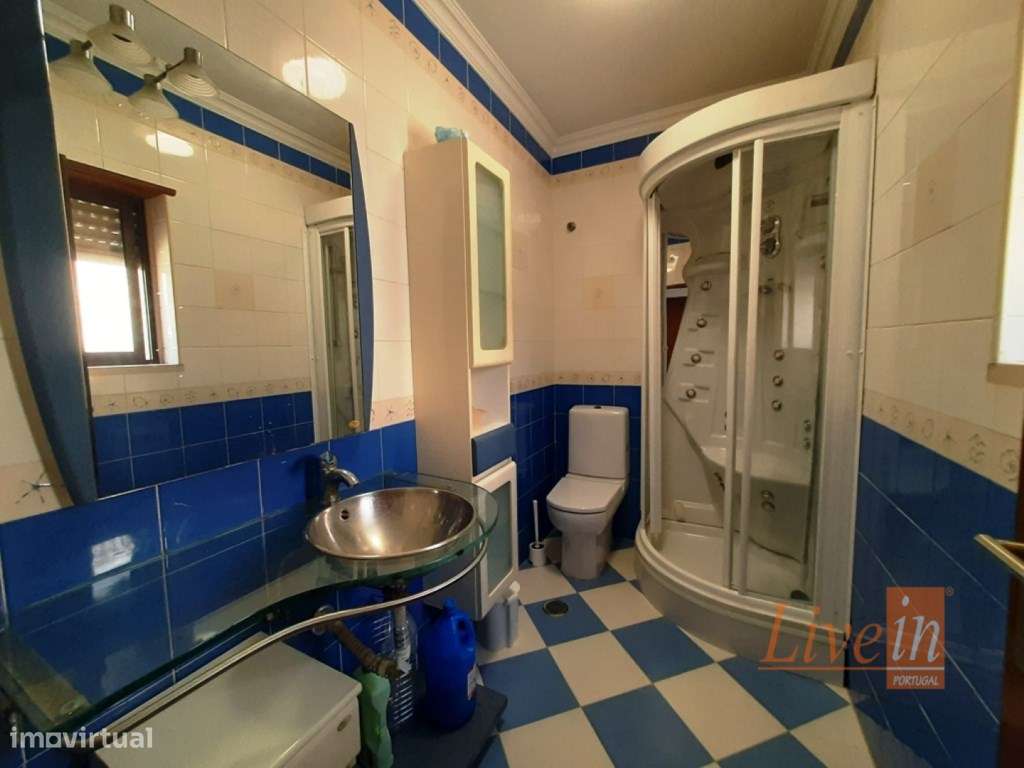 Moradia T3 com Logradouro na Carvoeira - Grande imagem: 5/28