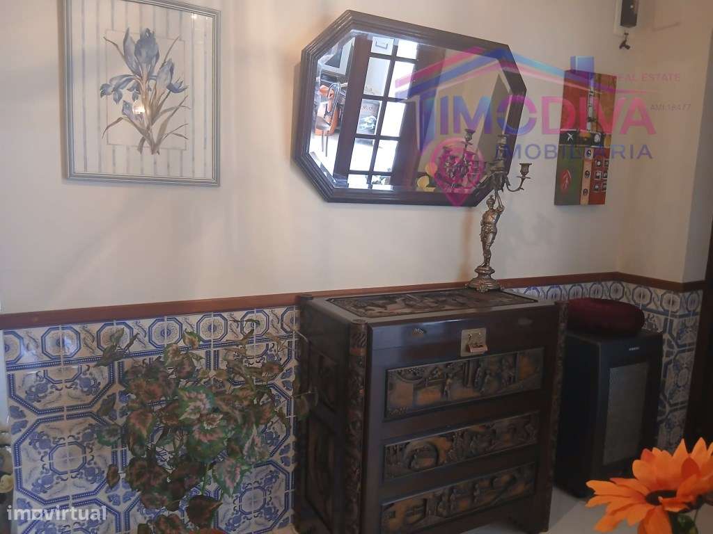 Moradia térrea T4, com churrasqueira e jardim em Arega-25