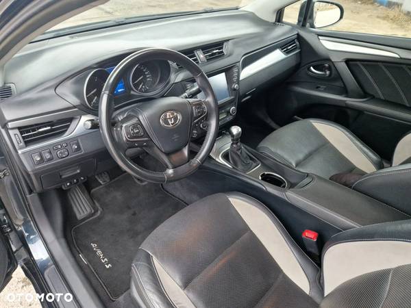 Toyota Avensis 2.0 D-4D Premium - 8