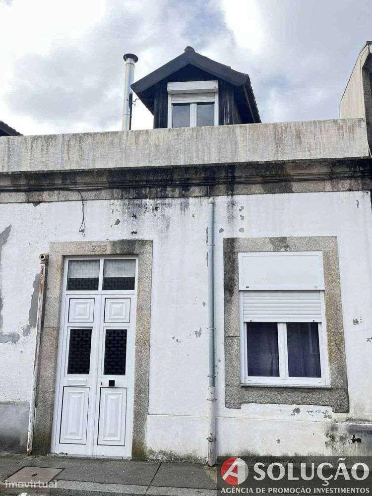 EXCELENTE  MORADIA EM BESSA LEITE PORTO - Grande imagem: 2/24