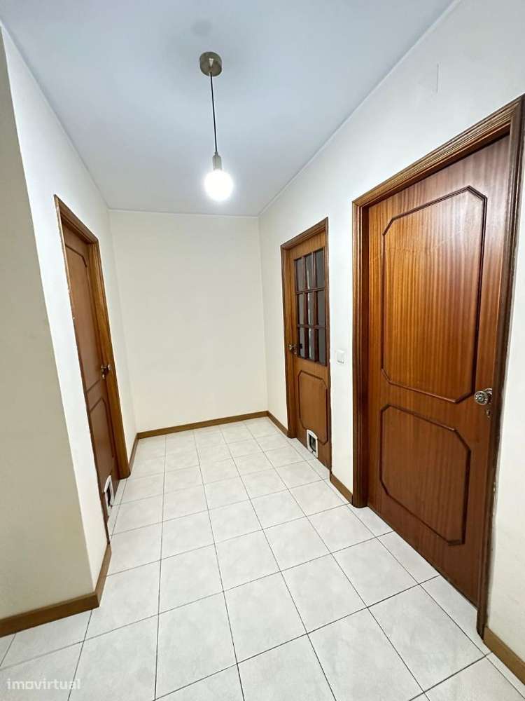 Apartamento T2 em Condomínio fechado - Grande imagem: 4/23