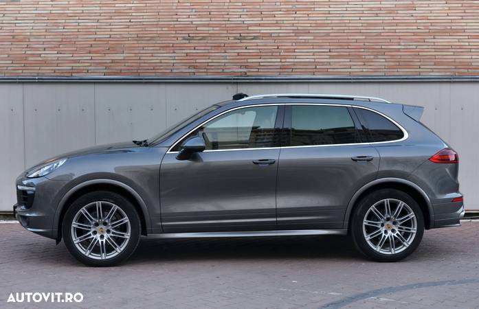 Porsche Cayenne Diesel Tiptronic S - 25