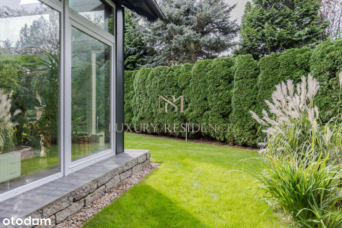 Dom z Ogrodem Zimowym - Smochowice-12