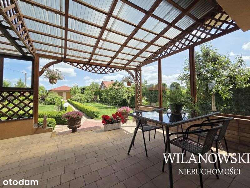 Przytulny dom z pięknym ogrodem -gotowy do zamieszkania/blisko Mławy-12