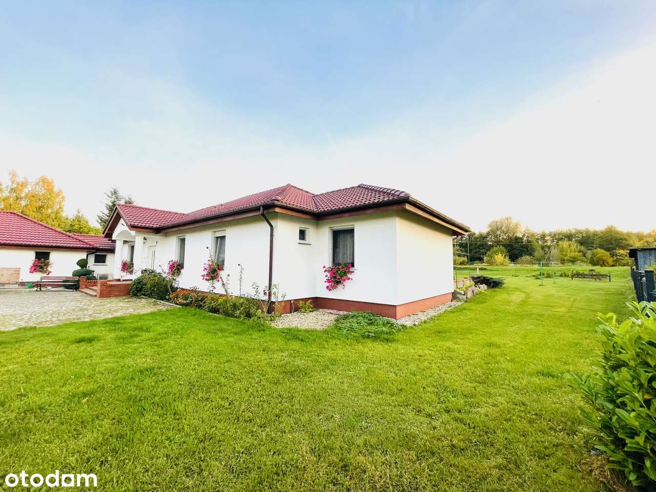 Duży dom 274 m2 z pięknym ogrodem i stawem -Słone , Zielona Góra-10