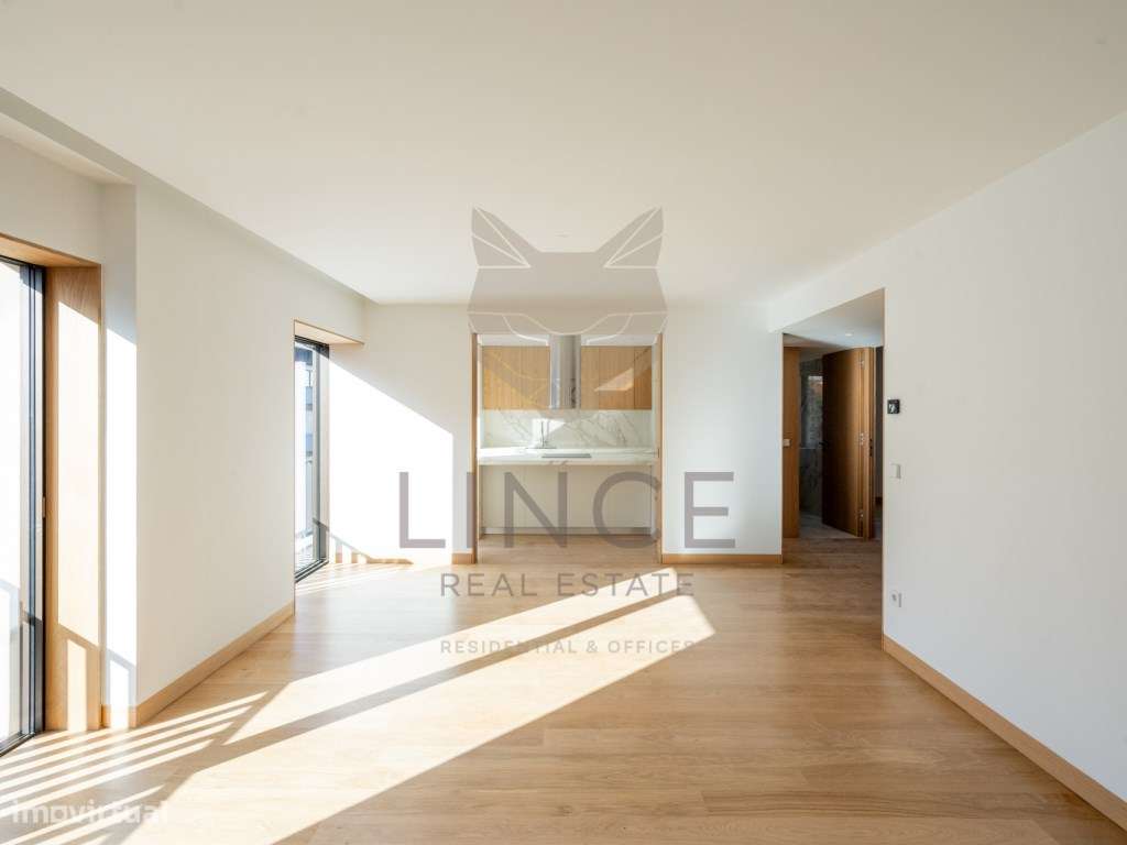 Apartamento T3 duplex no centro da cidade com varanda-7