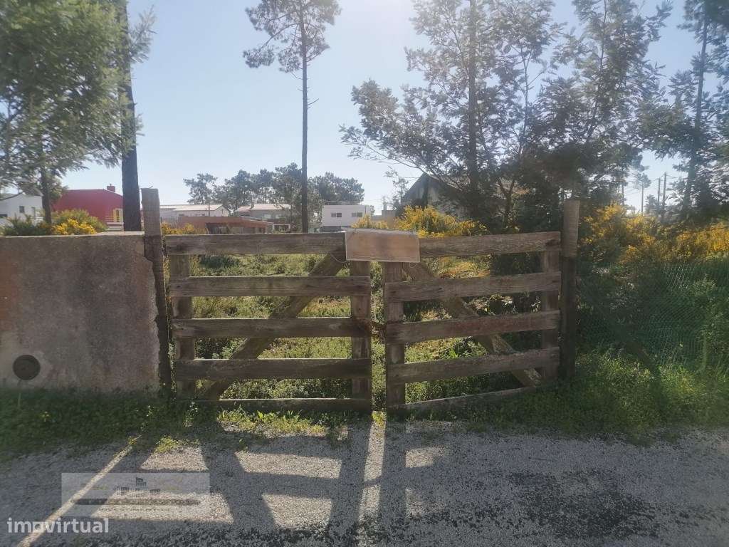 Terreno urbano com 3977 m2 na Aroeira, Charneca de Caparica.-7