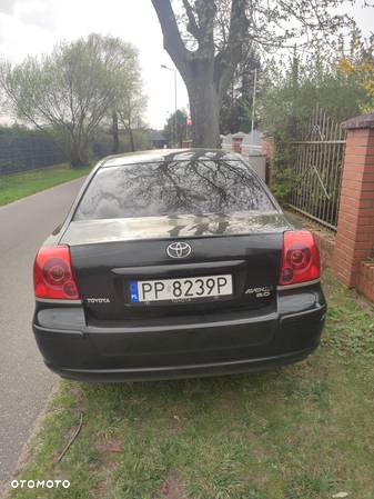 Toyota Avensis 2.0 D-4D Prestige - 4