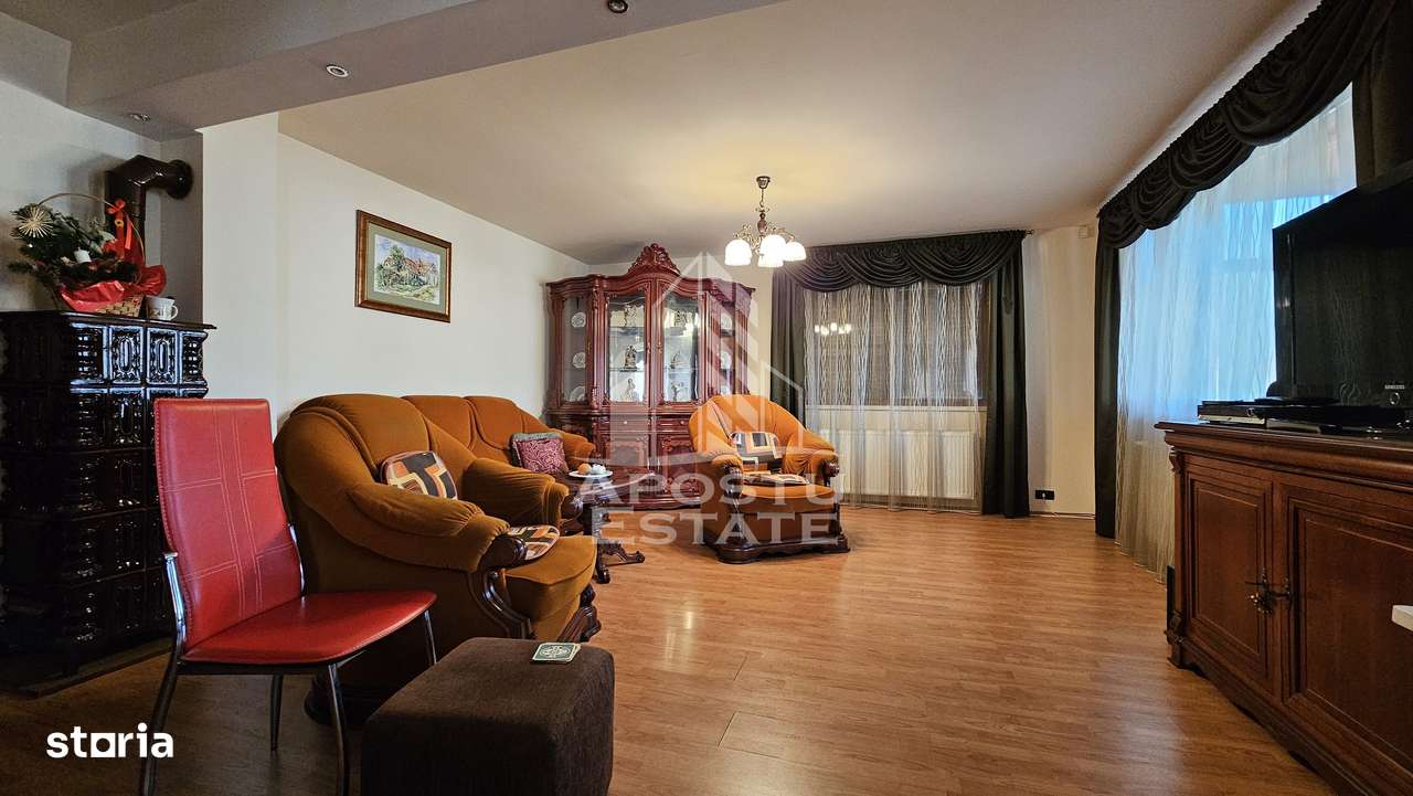 Vila de vanzare in Ghioroc - Imagine principală: 3/20