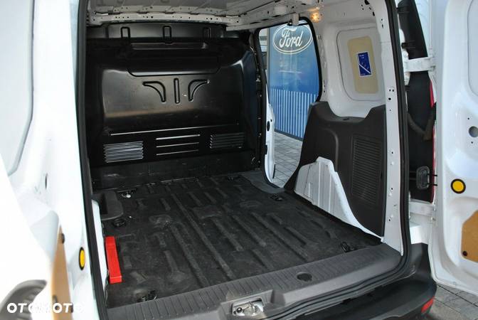 Ford Transit Connect - 22