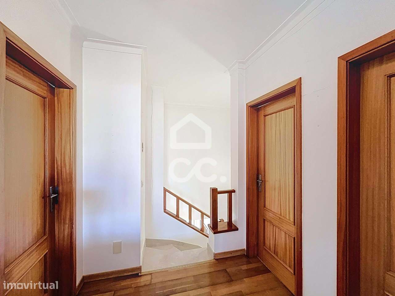 Moradia T4 com jardim, Casais da Serralheira-14