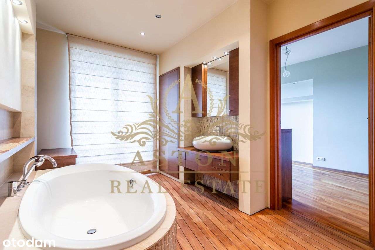 Luksusowy i przestronny apartament z tarasem-13