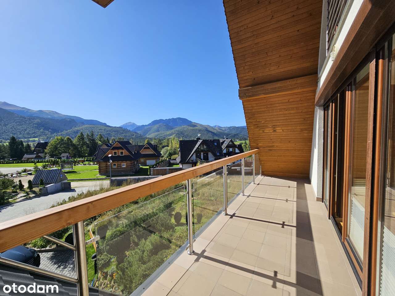 WIDOKOWY dwupoziomowy apartament z garażem-3