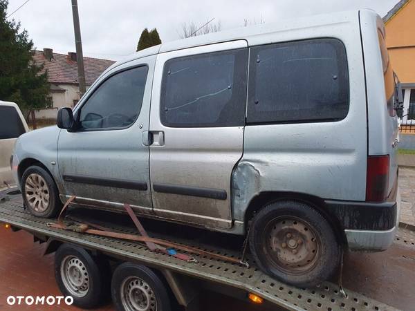 Wentylator obudowa chłodnicy Citroen BERLINGO 2.0 HDI 2004r - 11