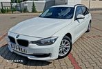 BMW Seria 3 318d Touring - 1