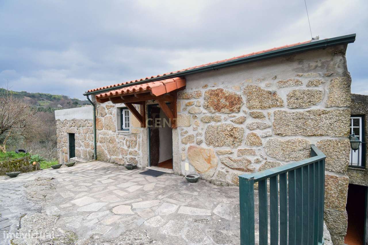 Quinta com construção em Pedra 5 Hectares e Licença de Alojamento Loca - Grande imagem: 5/46