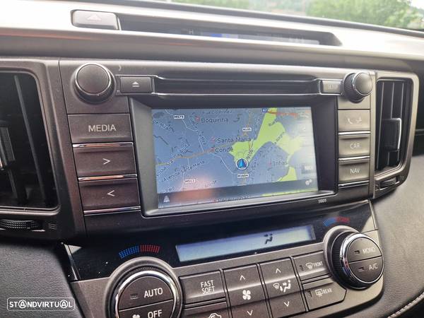 Toyota RAV4 2.0 D-4D Comfort+GPS - 9