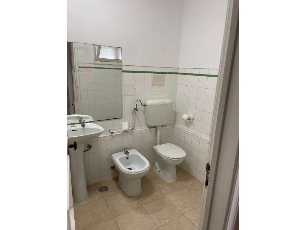 Apartamento T3 para venda no centro do Barreiro-14