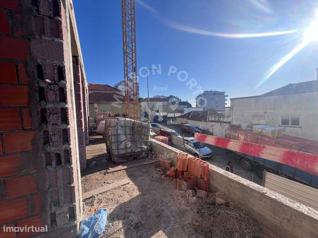 Apartamento T2 com Varanda em Santo Ovideo, Vila Nova de Gaia - Grande imagem: 4/16