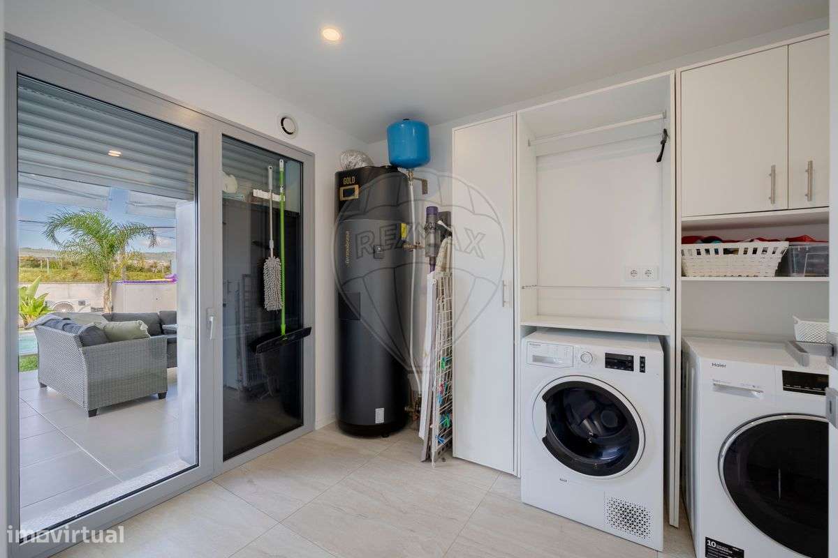 Moradia T3 de Sonho com Piscina Aquecida – Vila Verde-15