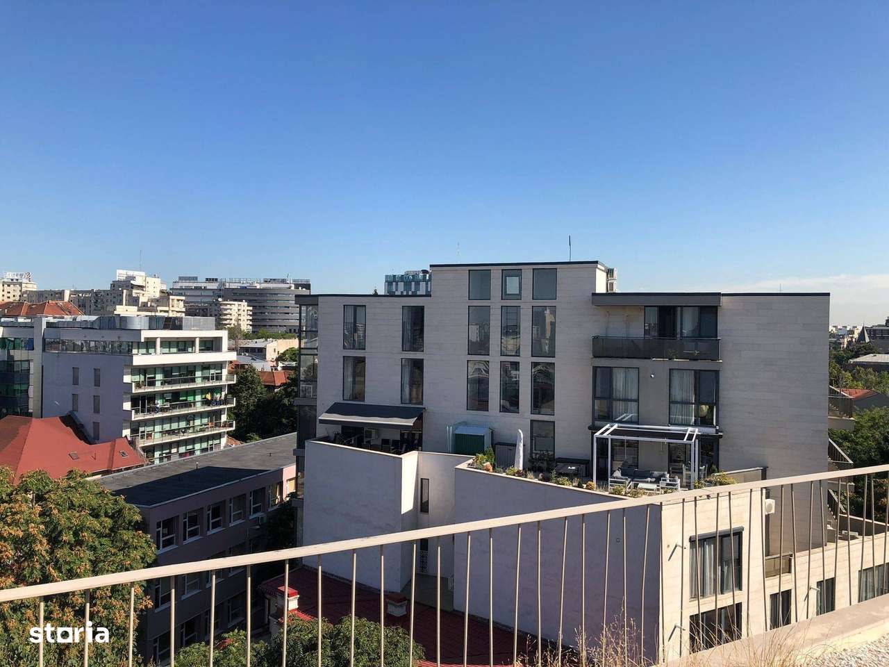 Penthouse cu vedere spectaculoasa piata Victoriei!