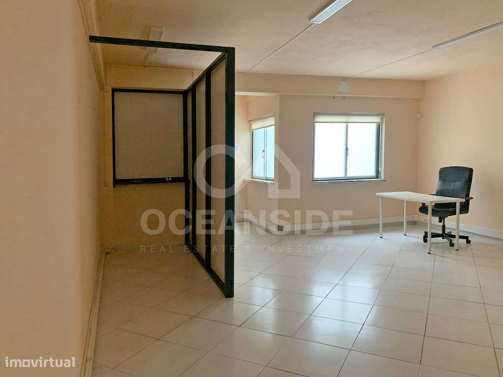 Escritórios/Salas para arrendamento na Pontinha - Grande imagem: 2/8