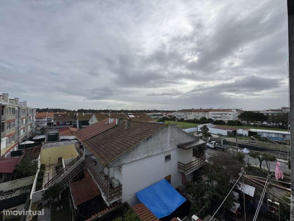 Apartamento T3 em Samora Correia-21