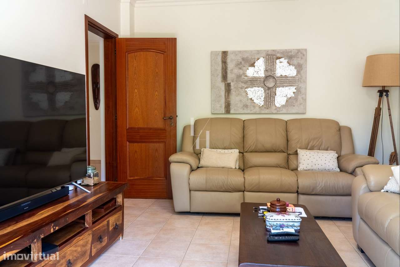 Moradia T4 com piscina e vista serra, em Loulé - Grande imagem: 3/25